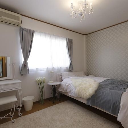 Вилла Kokoro House Осака Экстерьер фото